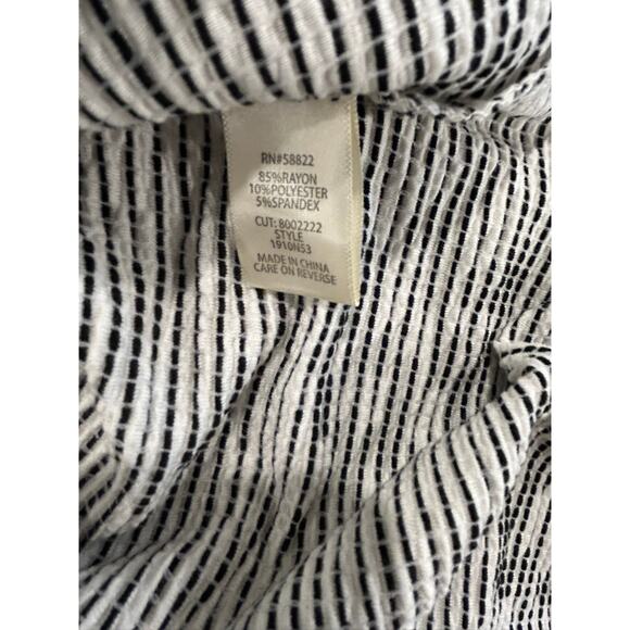 New with Tags! Max Studio Dress Size: M - Picture 4 of 5